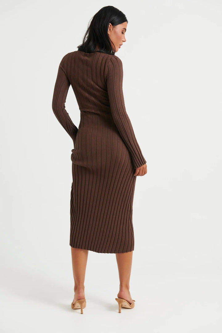 Aurelle's SERENE ELEGANCE RIBBED KNIT MIDI DRESS
