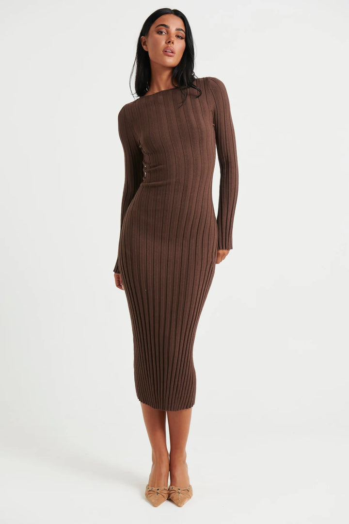 Aurelle's SERENE ELEGANCE RIBBED KNIT MIDI DRESS