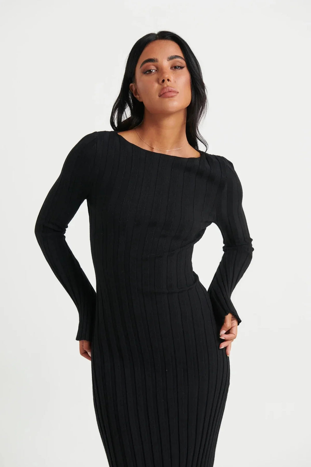 Aurelle's SERENE ELEGANCE RIBBED KNIT MIDI DRESS